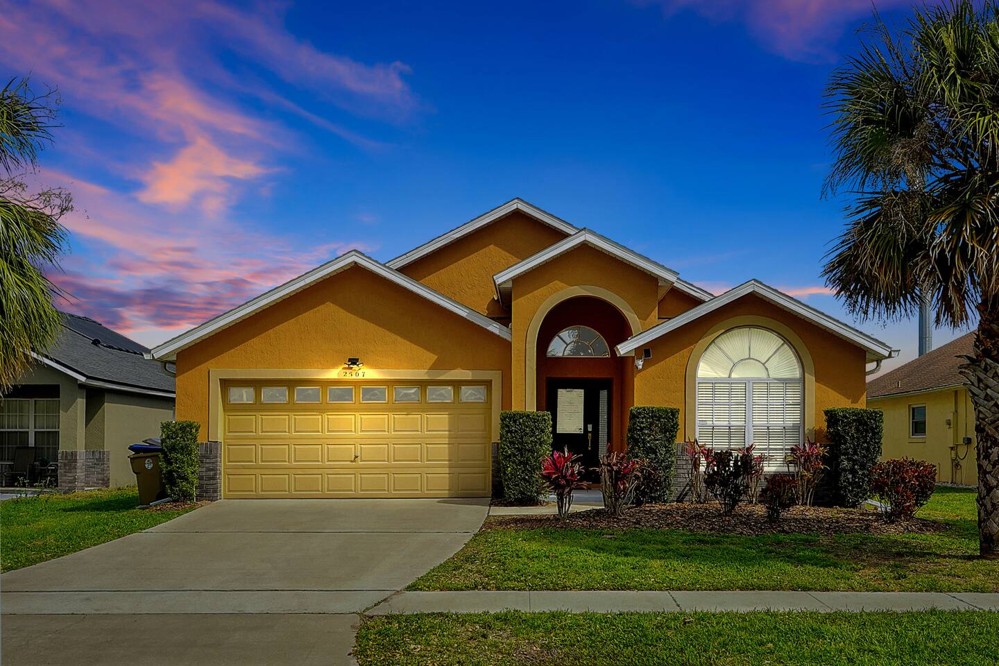 5BR Cottage w Pool & Hot Tub Near Disney