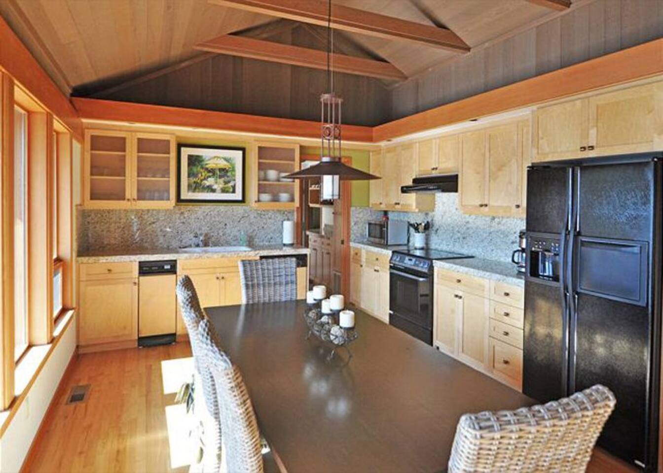 Deer Point Paradise - Beachfront