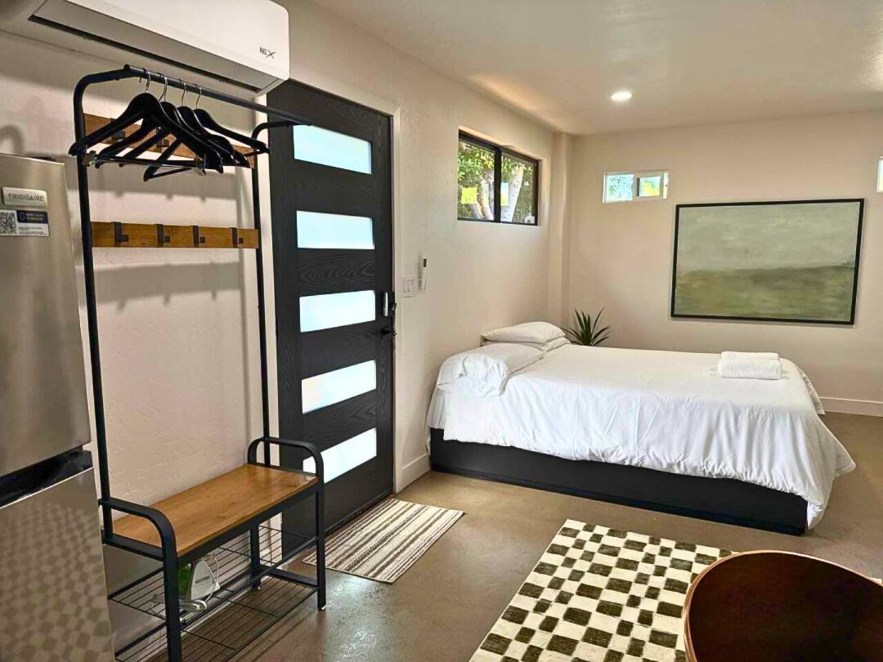 Modern Studio & Remote Work Space
