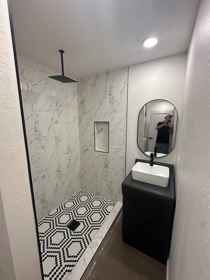 Modern Studio & Remote Work Space