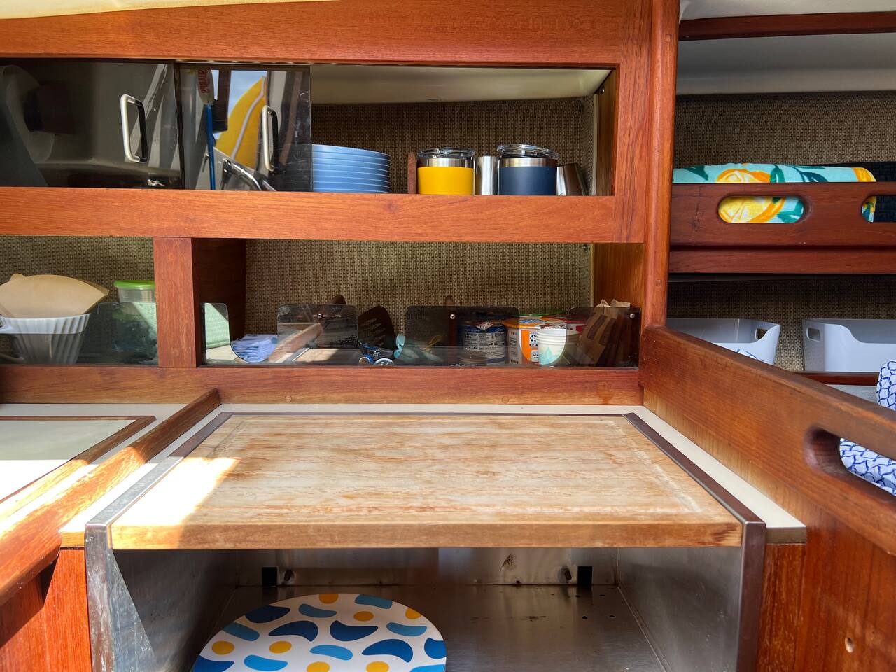 Spacious Sailboat, “Kelly Day” sleeps 4