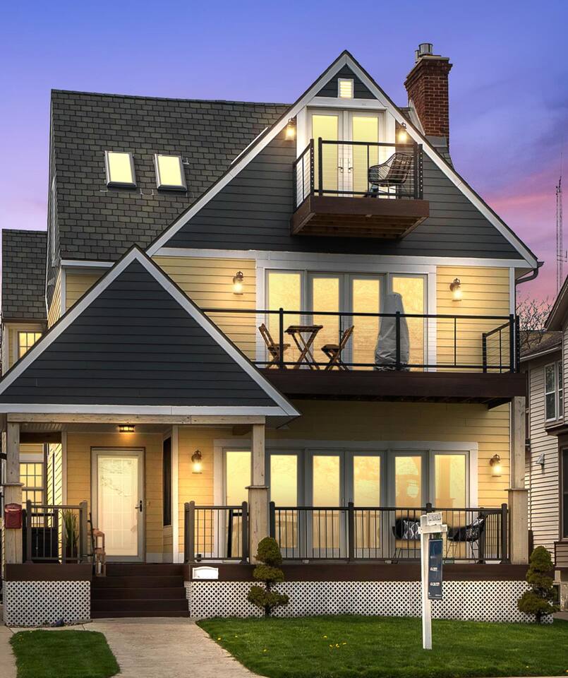 Beautiful home with amazing Lake Michigan views