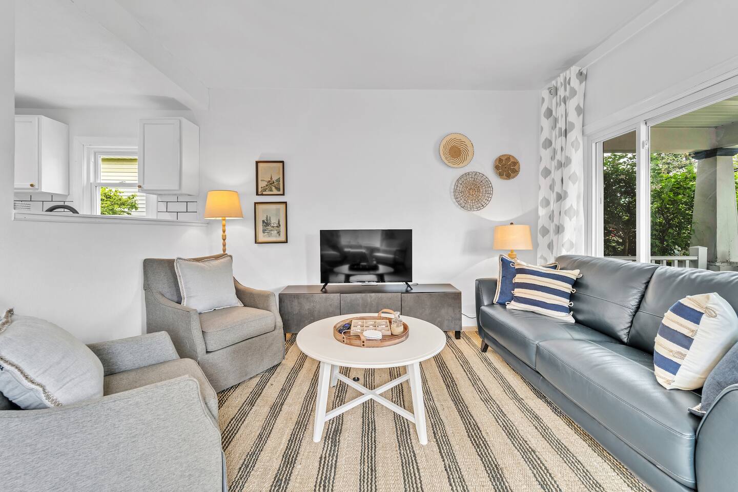 4 BDRM Beach House - two blocks from North beach