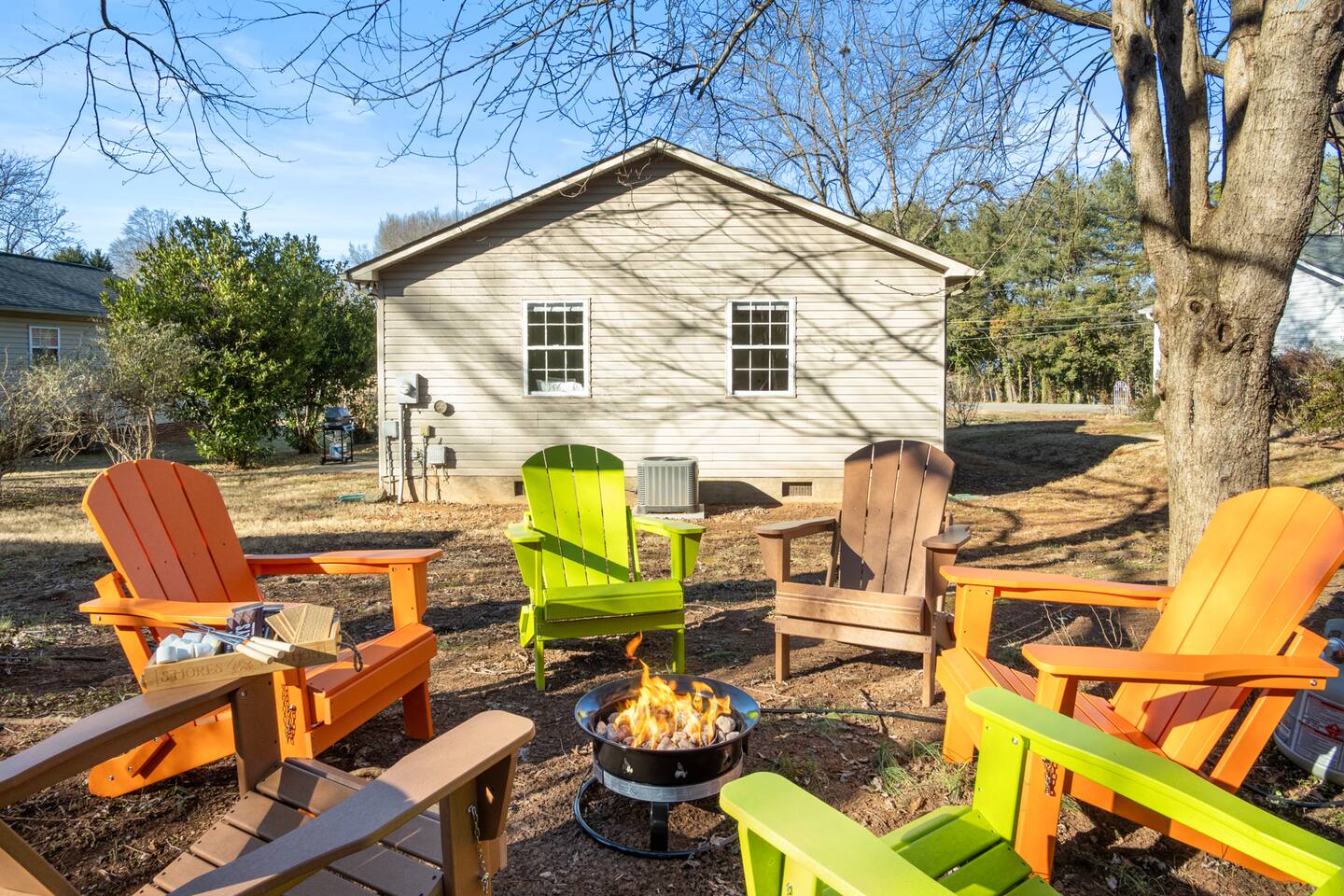 Firepit - Enjoy Lake Norman - Bring your Boat — Mooresville, NC — vacation rental