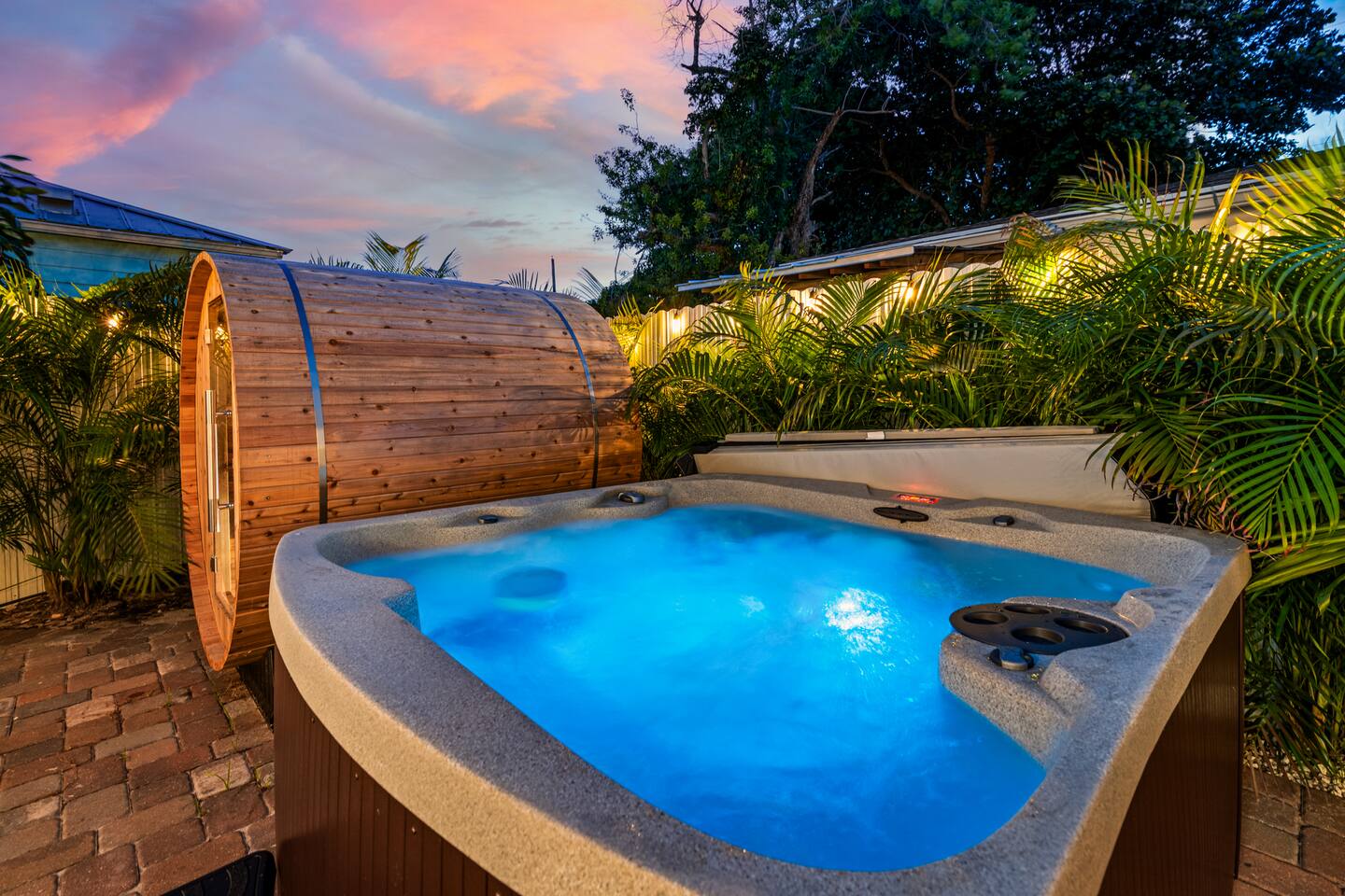 FIFA! Spa Oasis | Sauna • Hot Tub • Cold Plunge