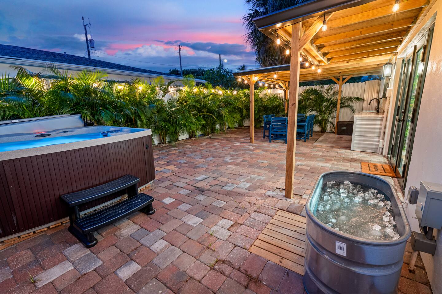 FIFA! Spa Oasis | Sauna • Hot Tub • Cold Plunge