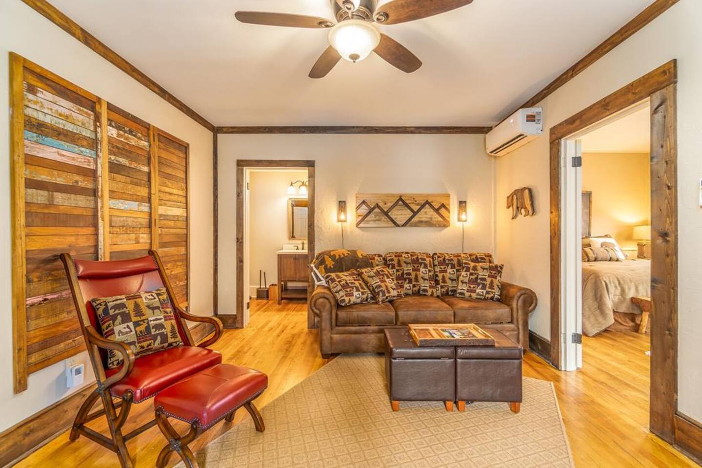 Luxury Lofts Downtown • Walkable • 2 Spacious Chic