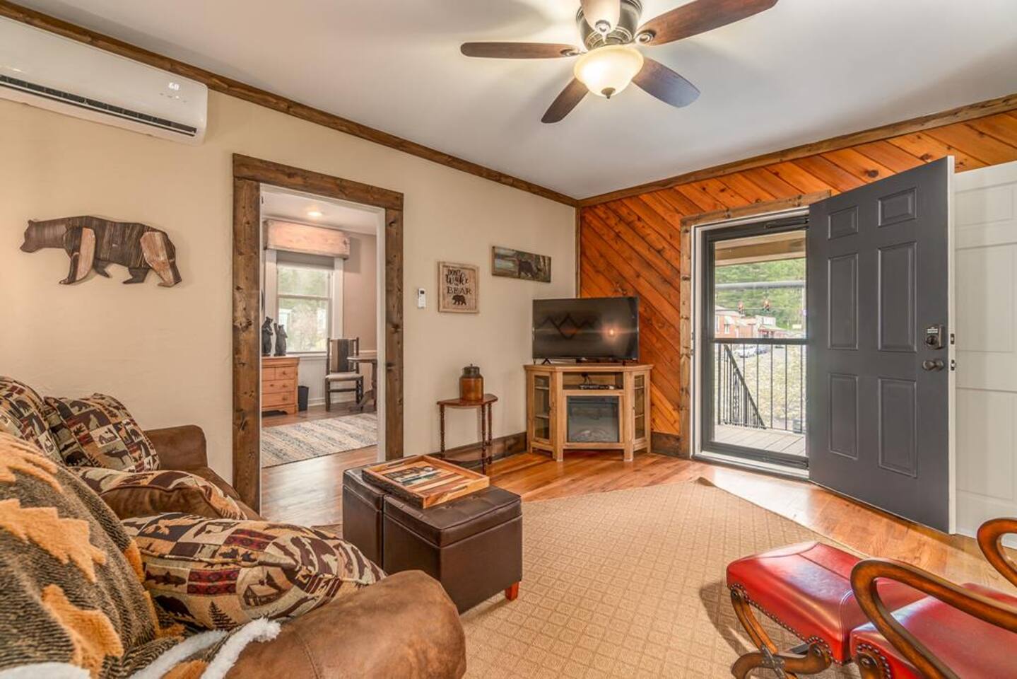 Luxury Lofts Downtown • Walkable • 2 Spacious Chic