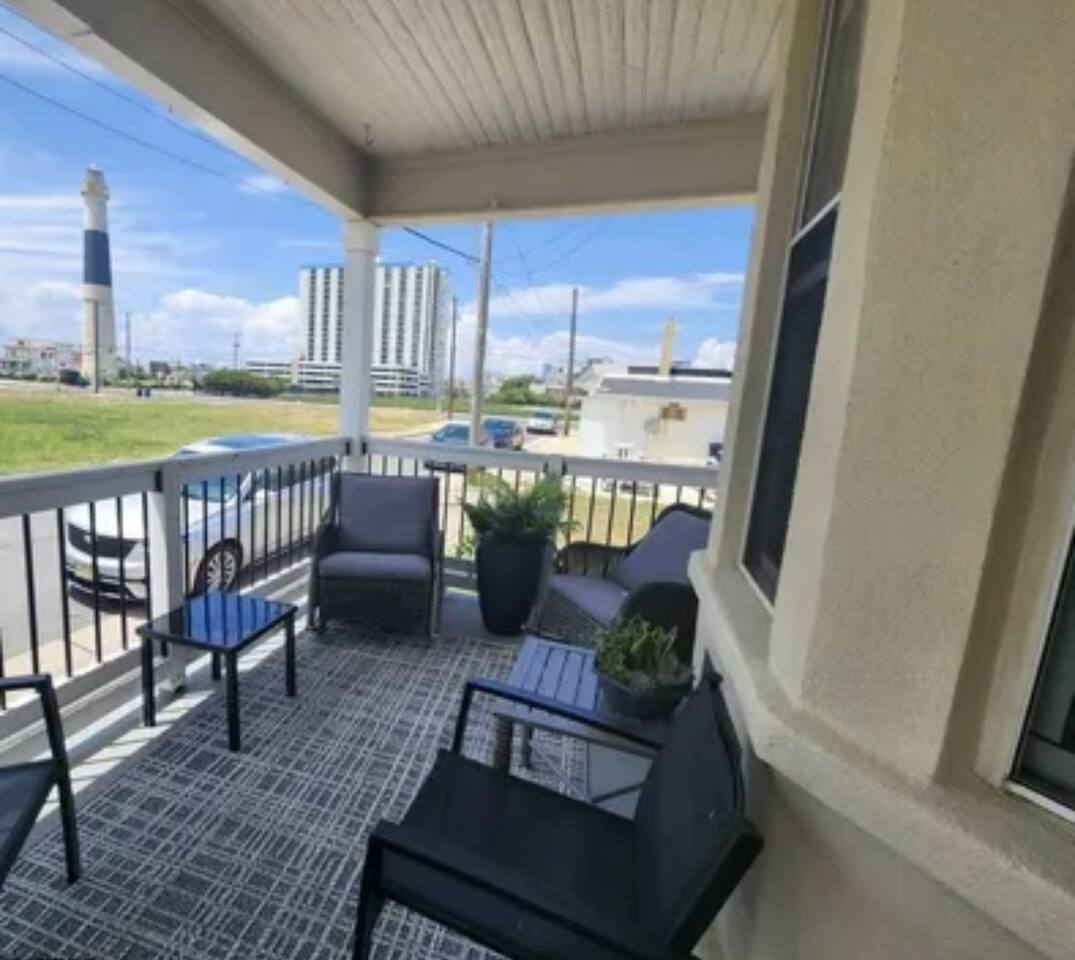 Seaside Grand Escape-2 Units,5BR, Near Beach & All