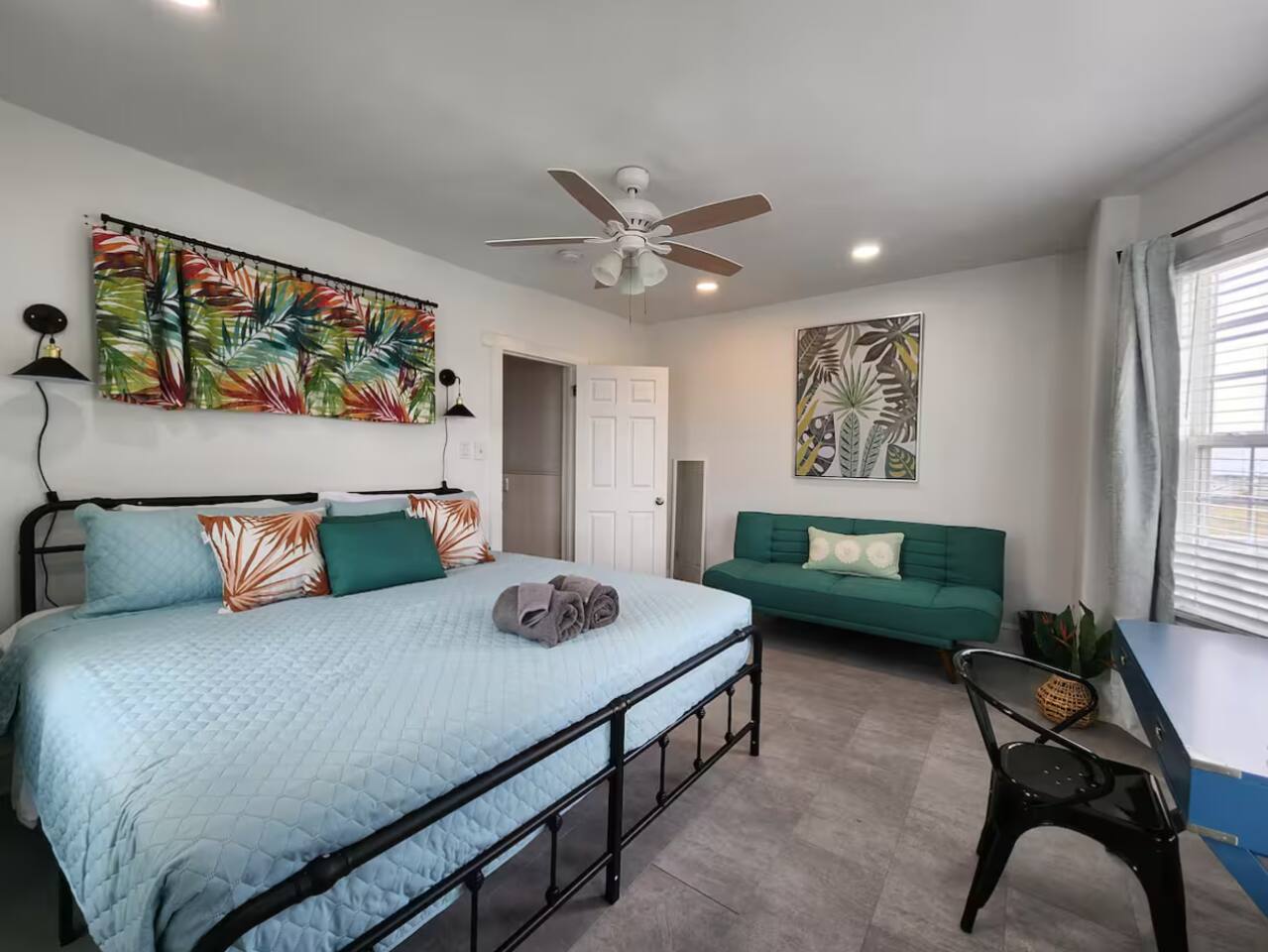 Seaside Escape-4BR, Near Casino, Beach & Boardwalk