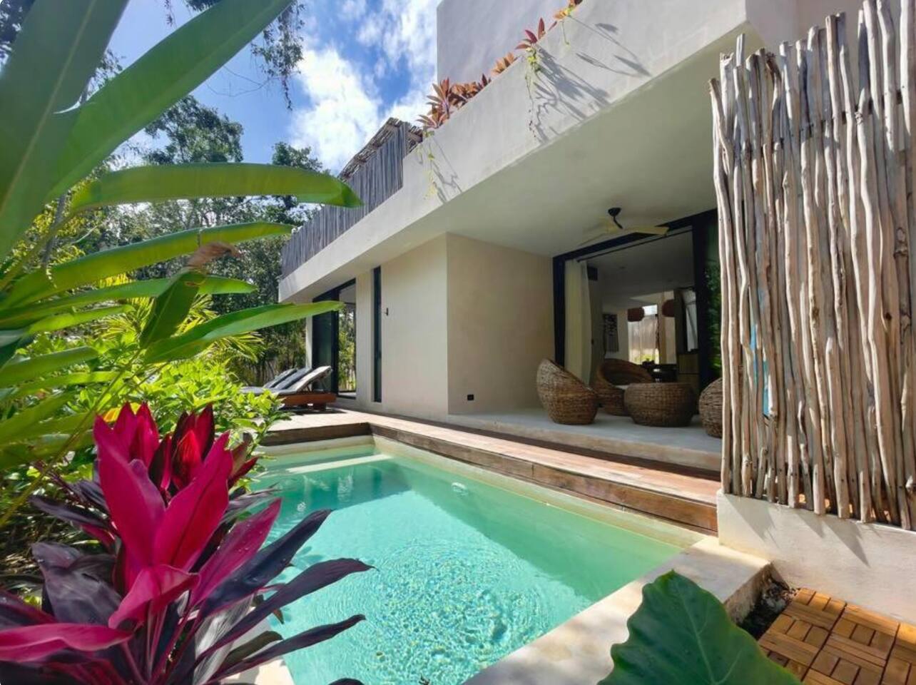 Jungle-Chic Villa, Cenote Pool