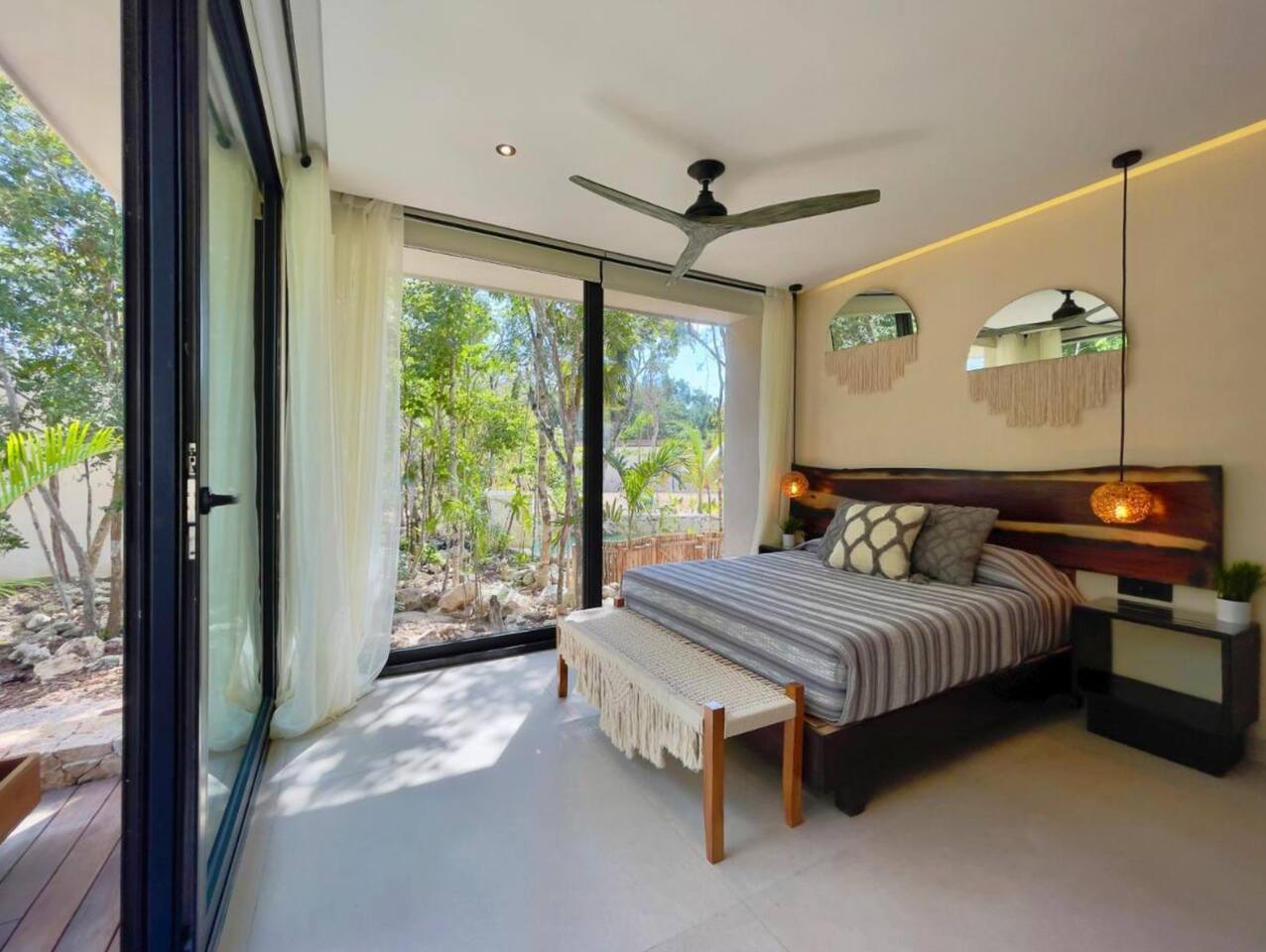 Jungle-Chic Villa, Cenote Pool