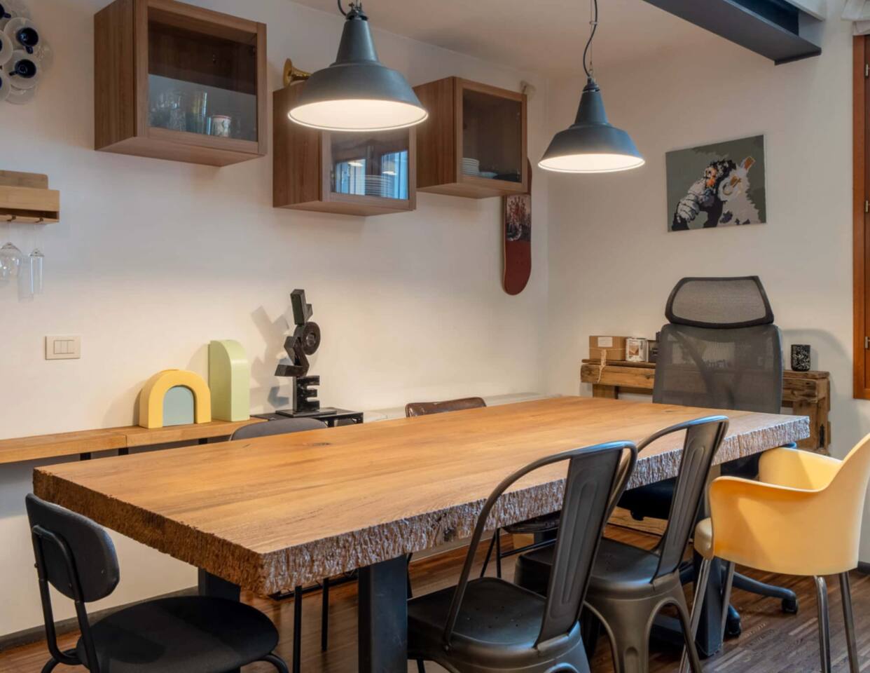 Gorgeous Loft by Sonno Homes