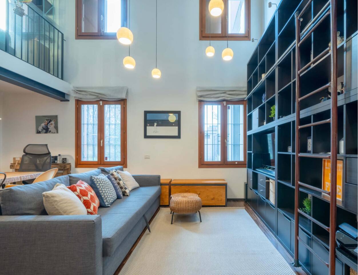 Gorgeous Loft by Sonno Homes