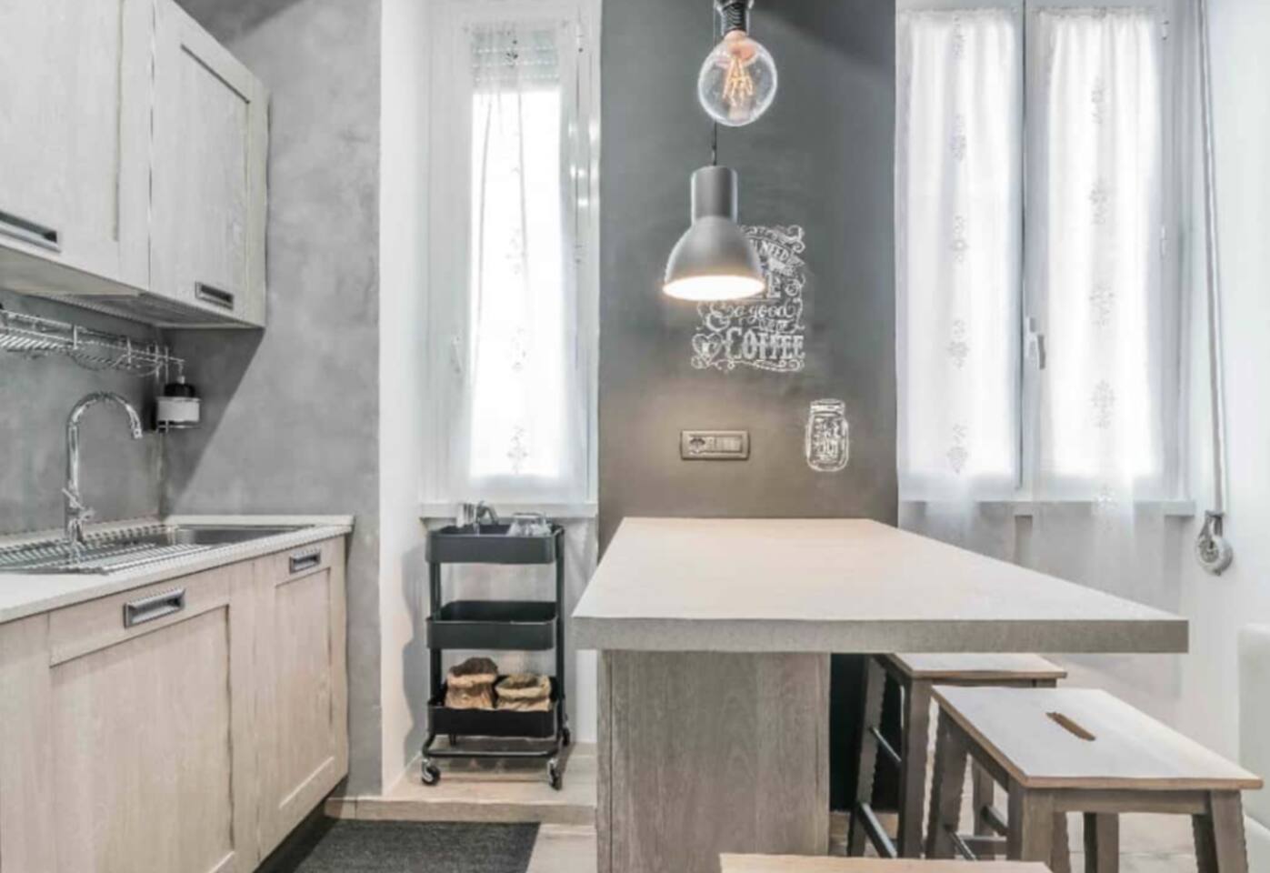Bright & Cozy Apartment by Sonno Homes