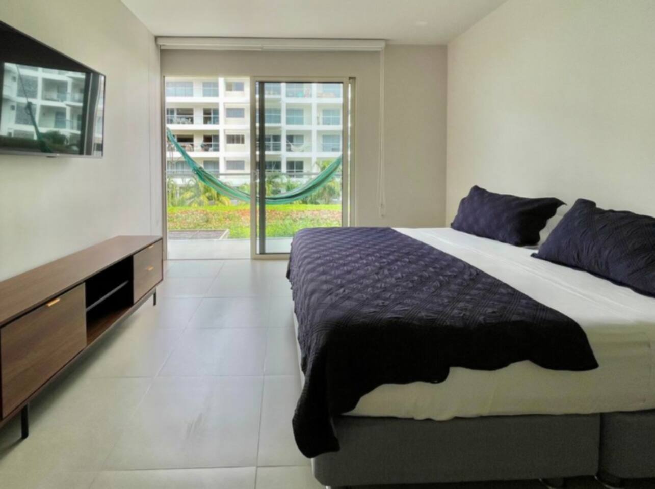 Beachfront 2BD Luxury at Morros by Sonno Homes