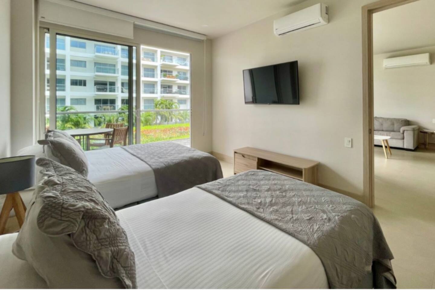 Beachfront 2BD Luxury at Morros by Sonno Homes