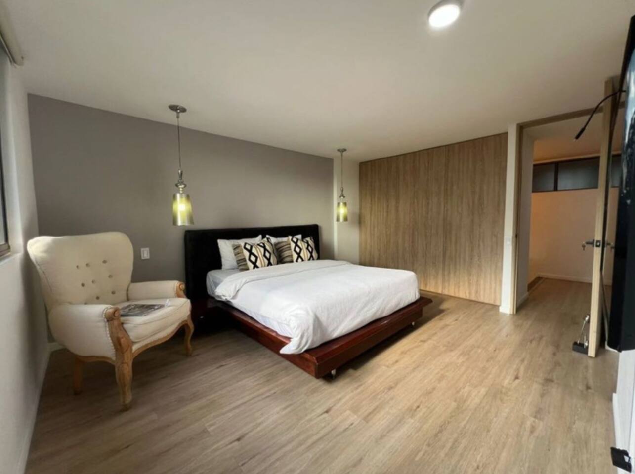 Modern 2BD Luxury in El Poblado by Sonno Homes