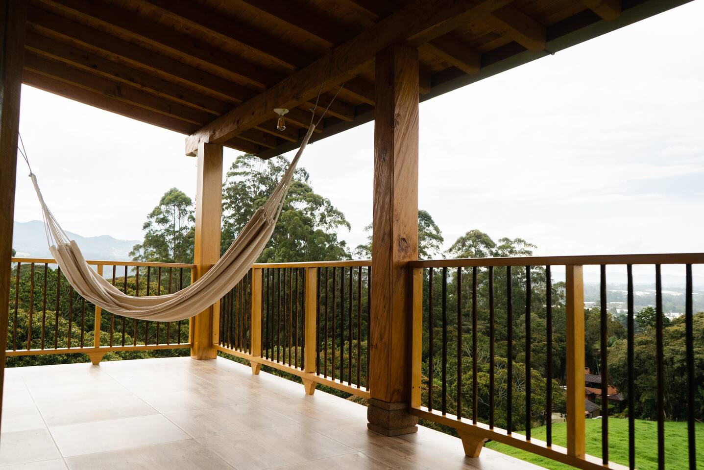 Design-inspired country home!