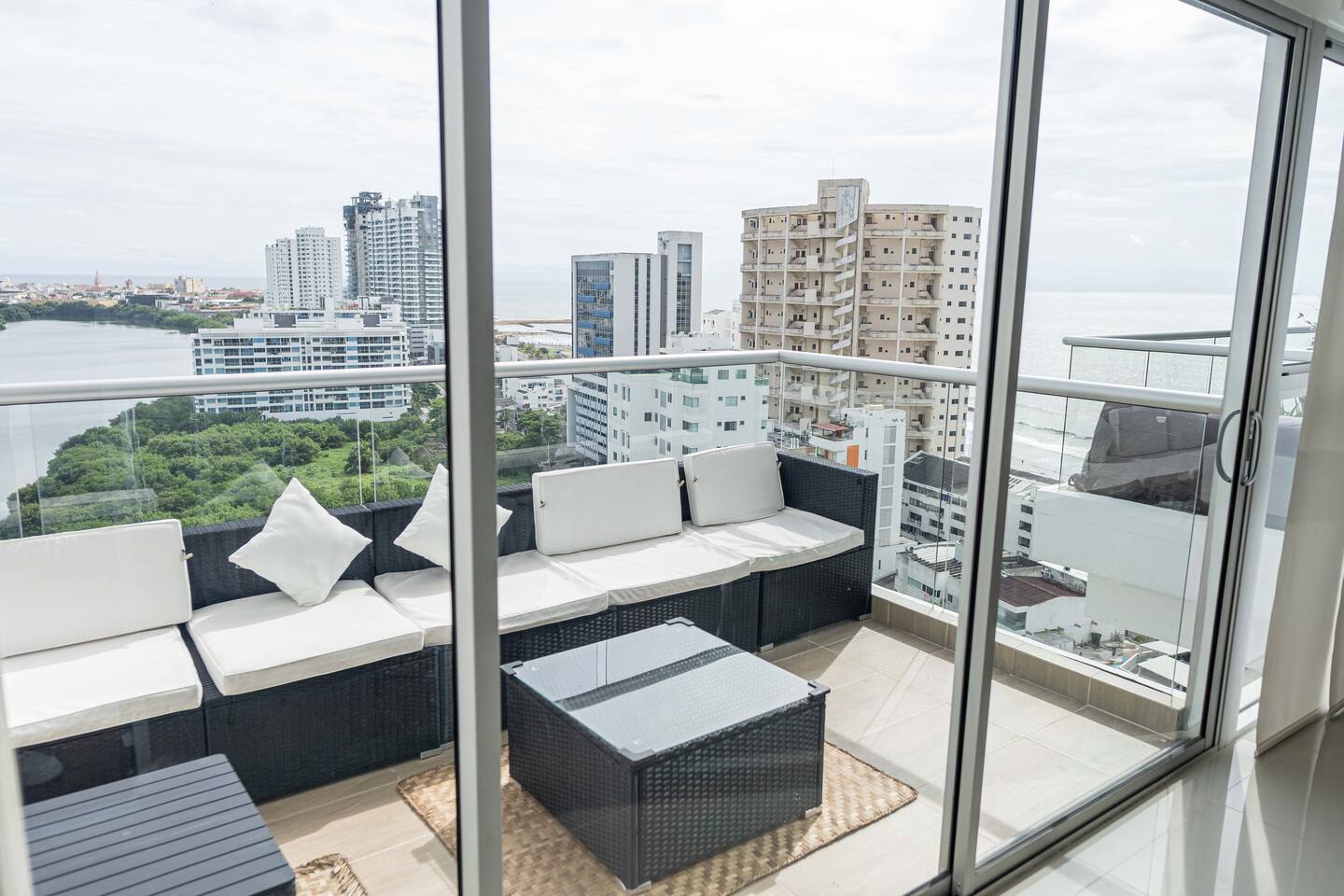 Penthouse 2-floor condo in Marbella! Gym, Pool!
