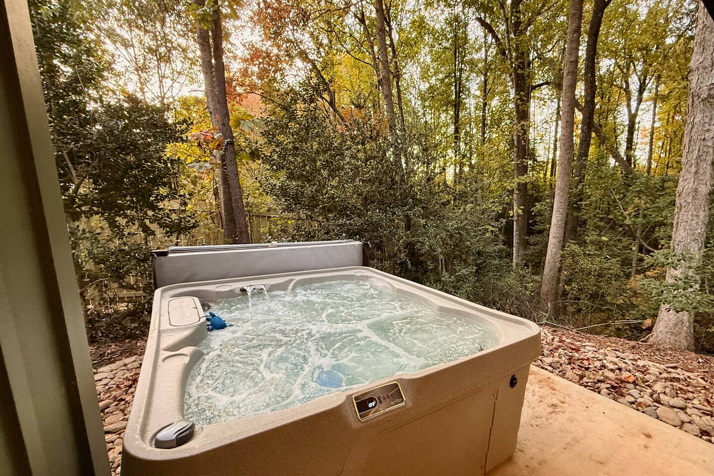 Modern Cottage in the Woods w/ Hot Tub & Firepit