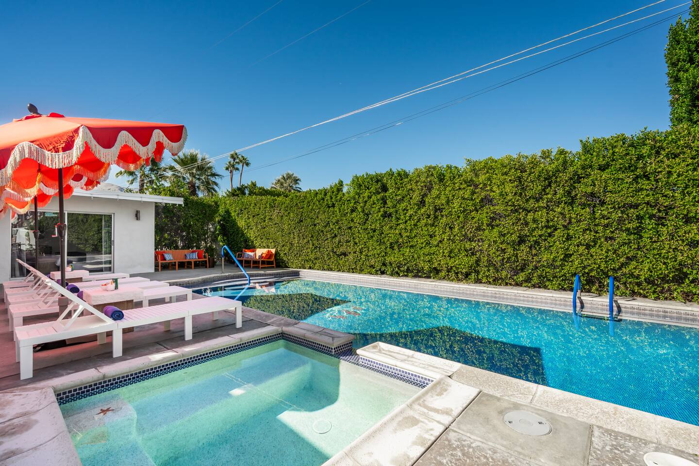 Ms Parker, 5br 4ba Spacious Midcentury Retreat