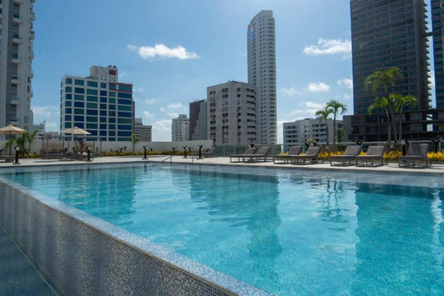 2 BD Condo w/ Amazing Views by Sonno Homes