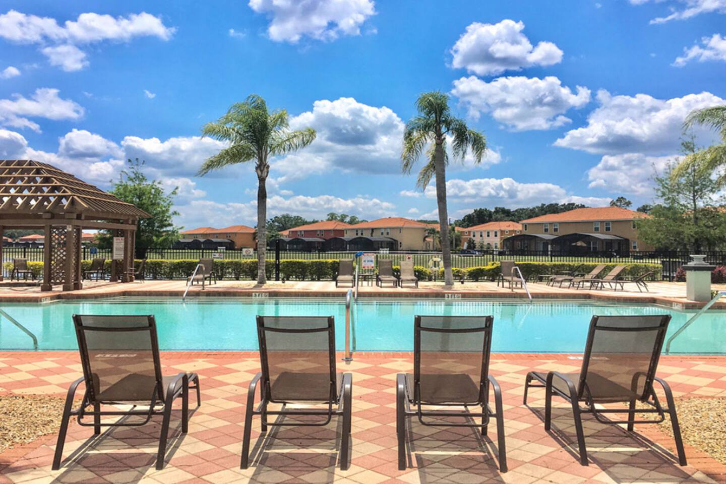 Stunning 12BR Lake View Luxury Home Hot Pool & Spa