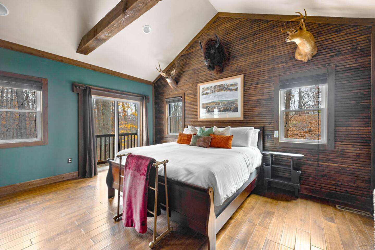 Epic Mountain Retreat | Hot Tub & Sauna | Fire Pit