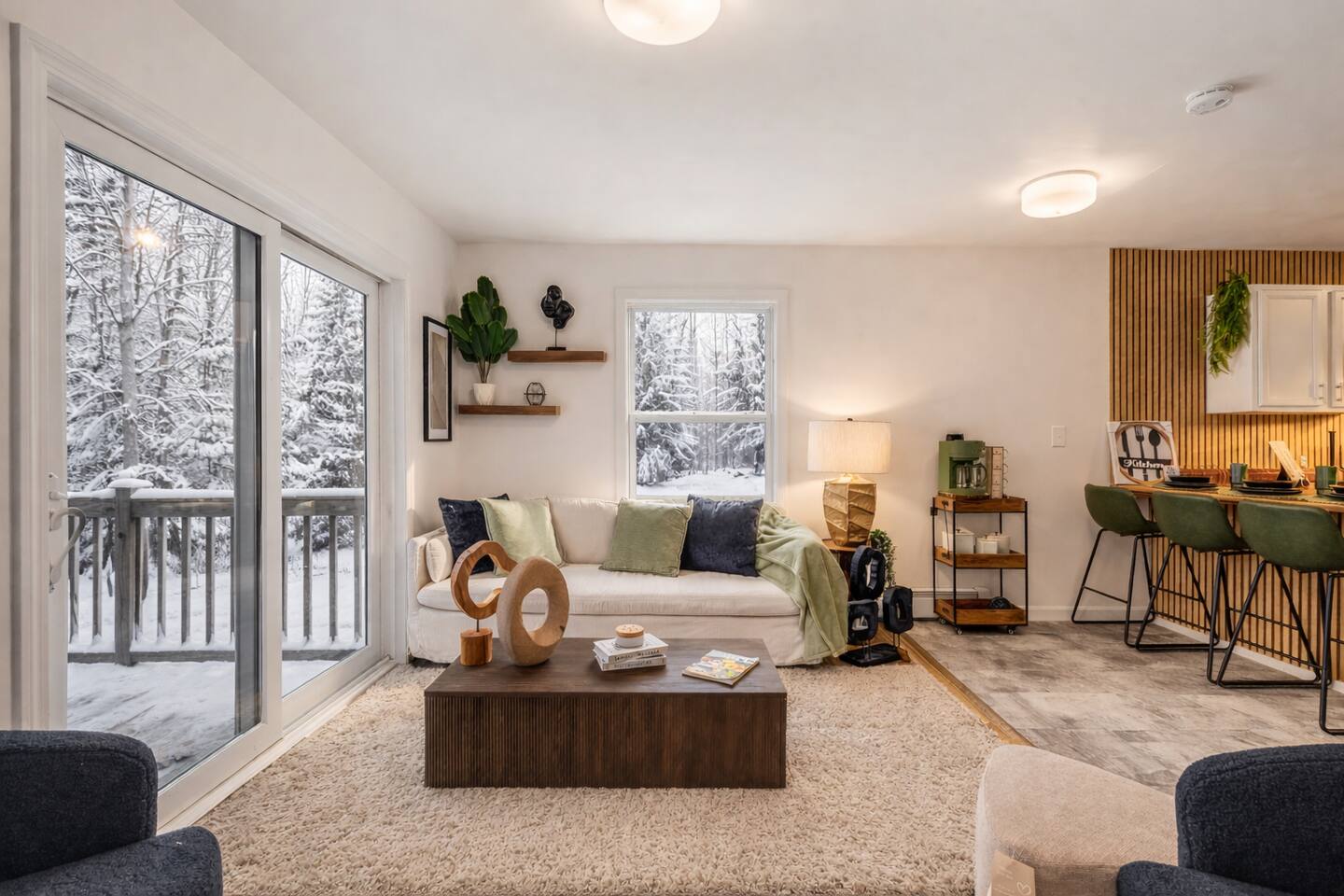 Cozy Winterport Condo W/2nd Story Views — Winterport — vacation rental