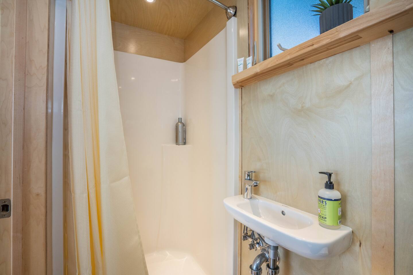 "The Stargazer" Waterfront Tiny House