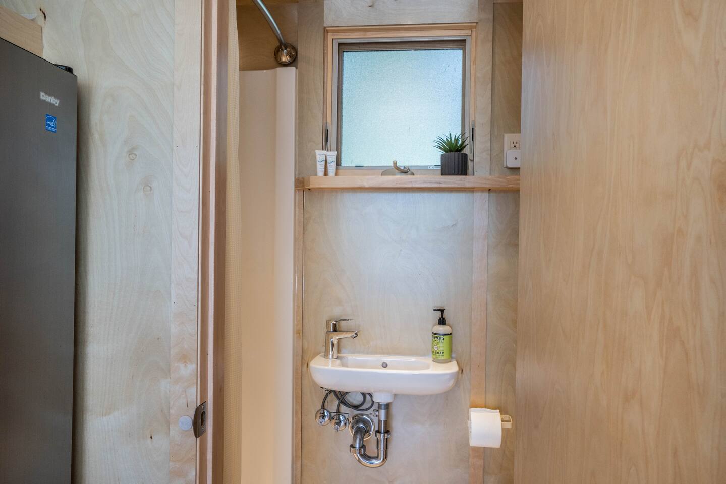 "The Stargazer" Waterfront Tiny House