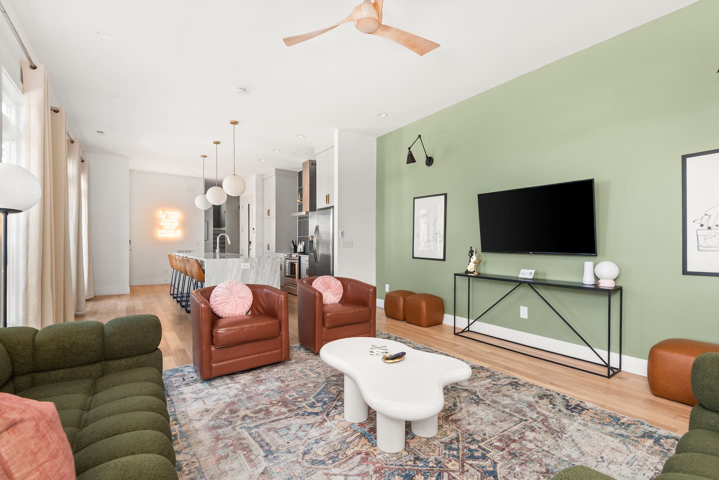 6 min to DT! 3-Level Lux Home! Rooftop! Firepit!