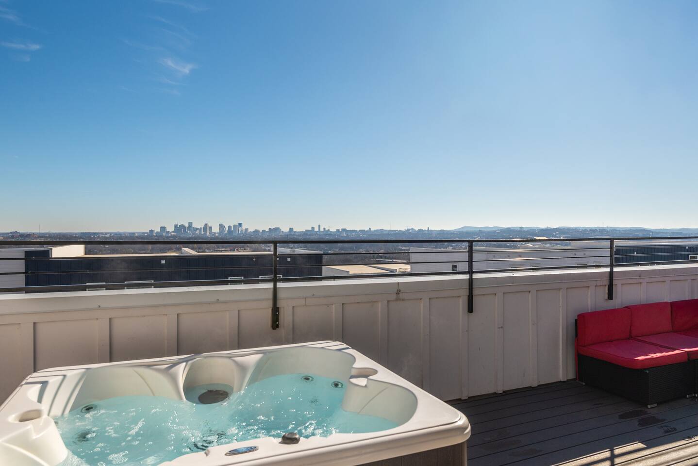 Rooftop Hot Tub + Views + 12 Beds + Game Room