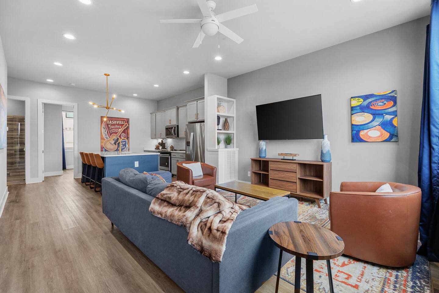 Lux Nashville Home w/ Pool Table & Rooftop FirePit