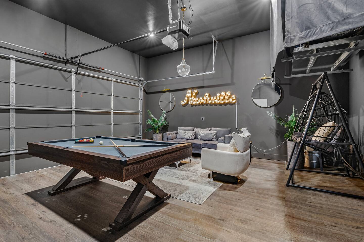 Lux Nashville Home w/ Pool Table & Rooftop FirePit