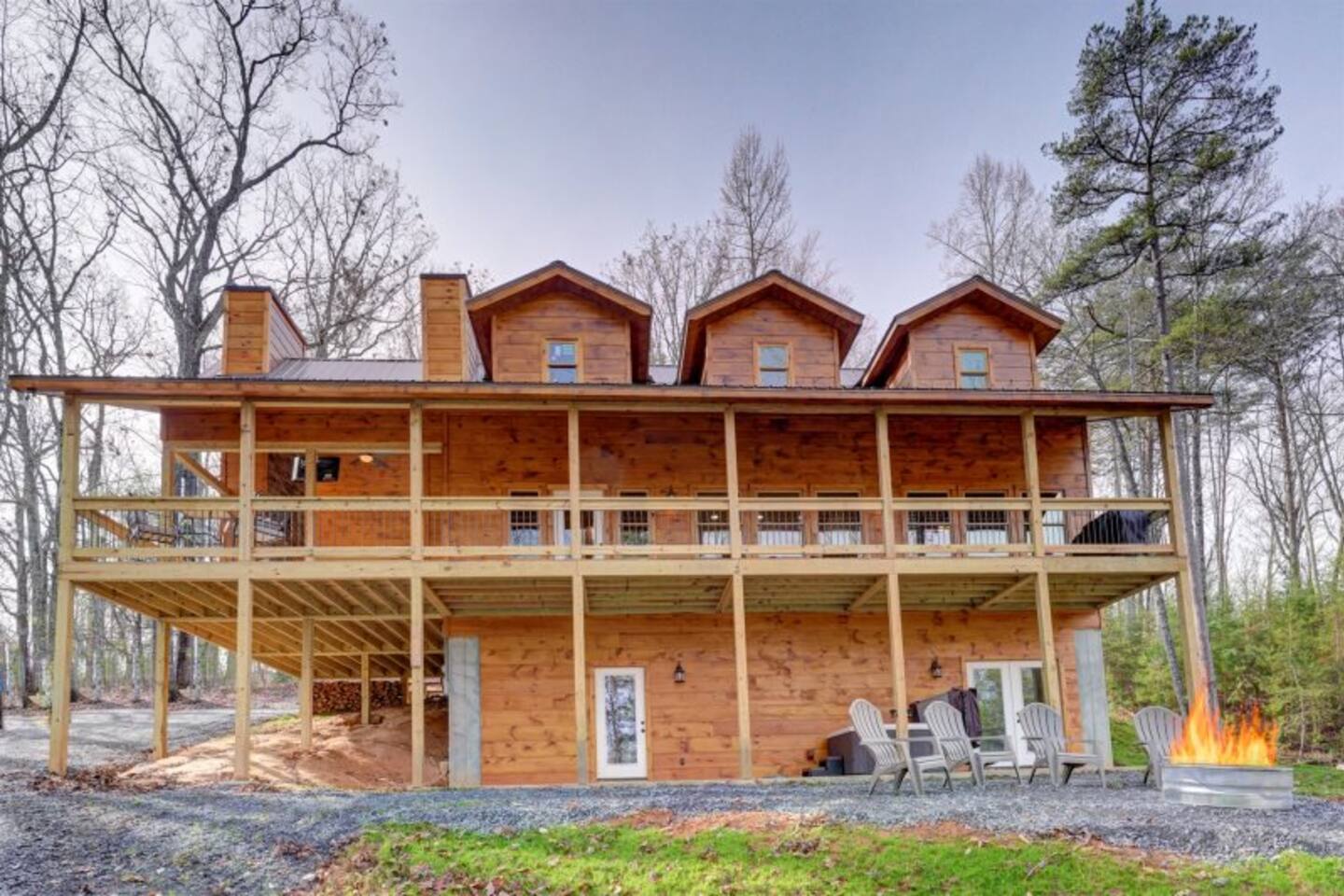 Modern Rustic Cabin • Hot Tub • Near Blue Ridge