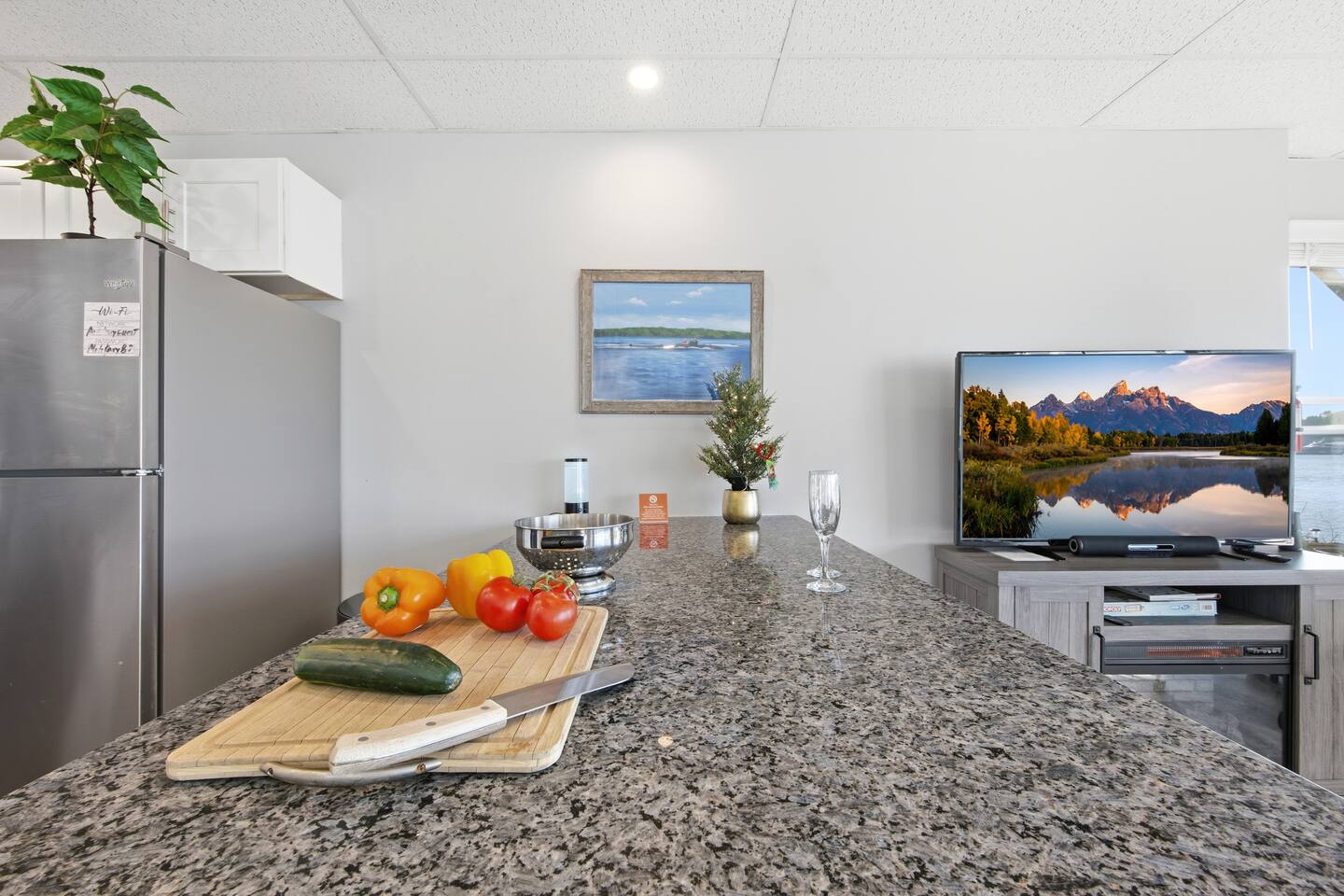 Comfortable Waterfront Walk Out!