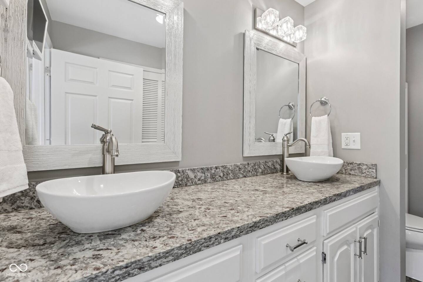 4-bedroom ranch home in dwntwn Westfield