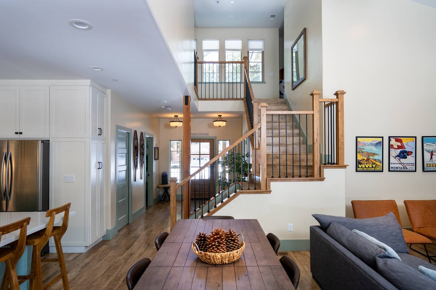 Luxurious Tahoe Escape: HotTub, Arcade, Fireplace+