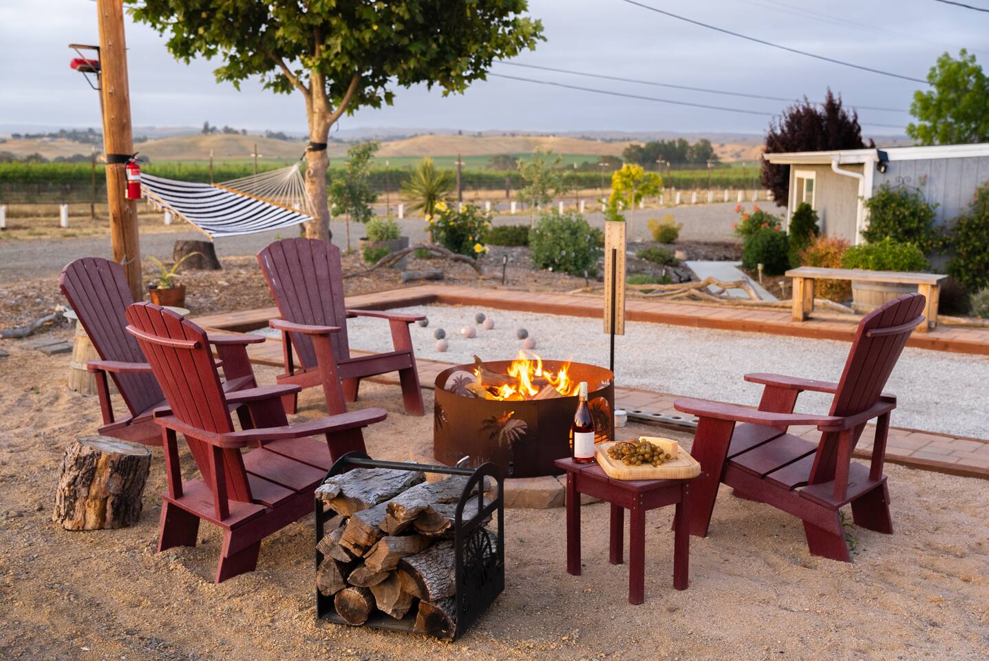 Vineyard Oasis: Pool & Views!