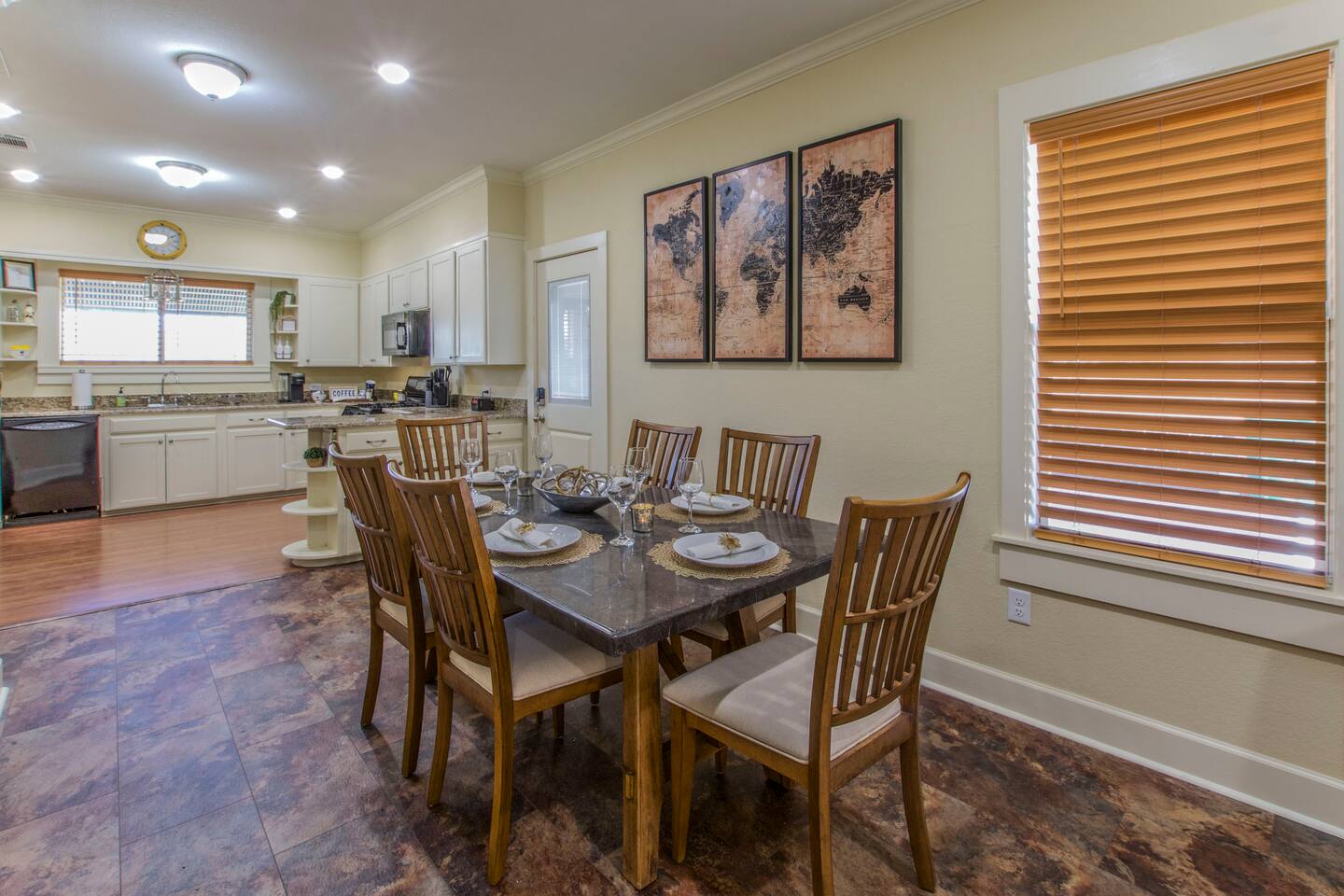 Waco House: Longer Stay, Perfect 4 Groups Dogs