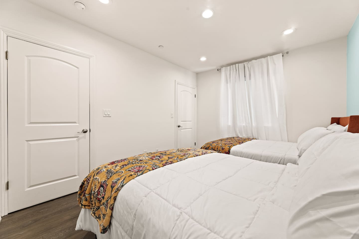Luxury home in the heart of LA (discounted rate)