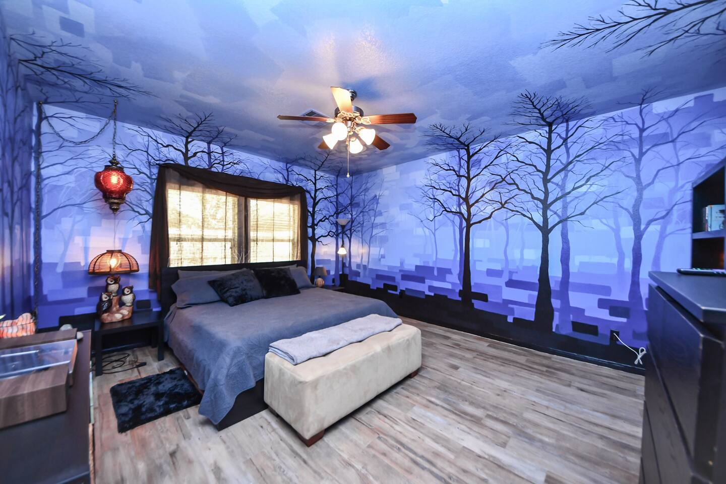 Artist-Owned | Hand-Painted Murals | Spa King Ste