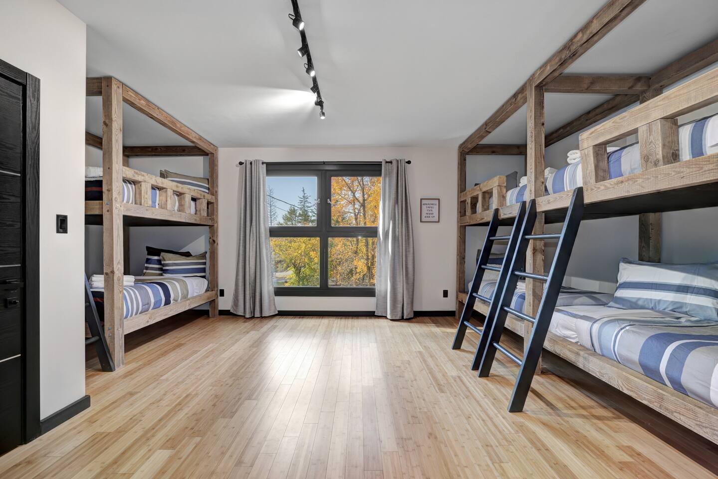 The Luxe Lodge Escape
