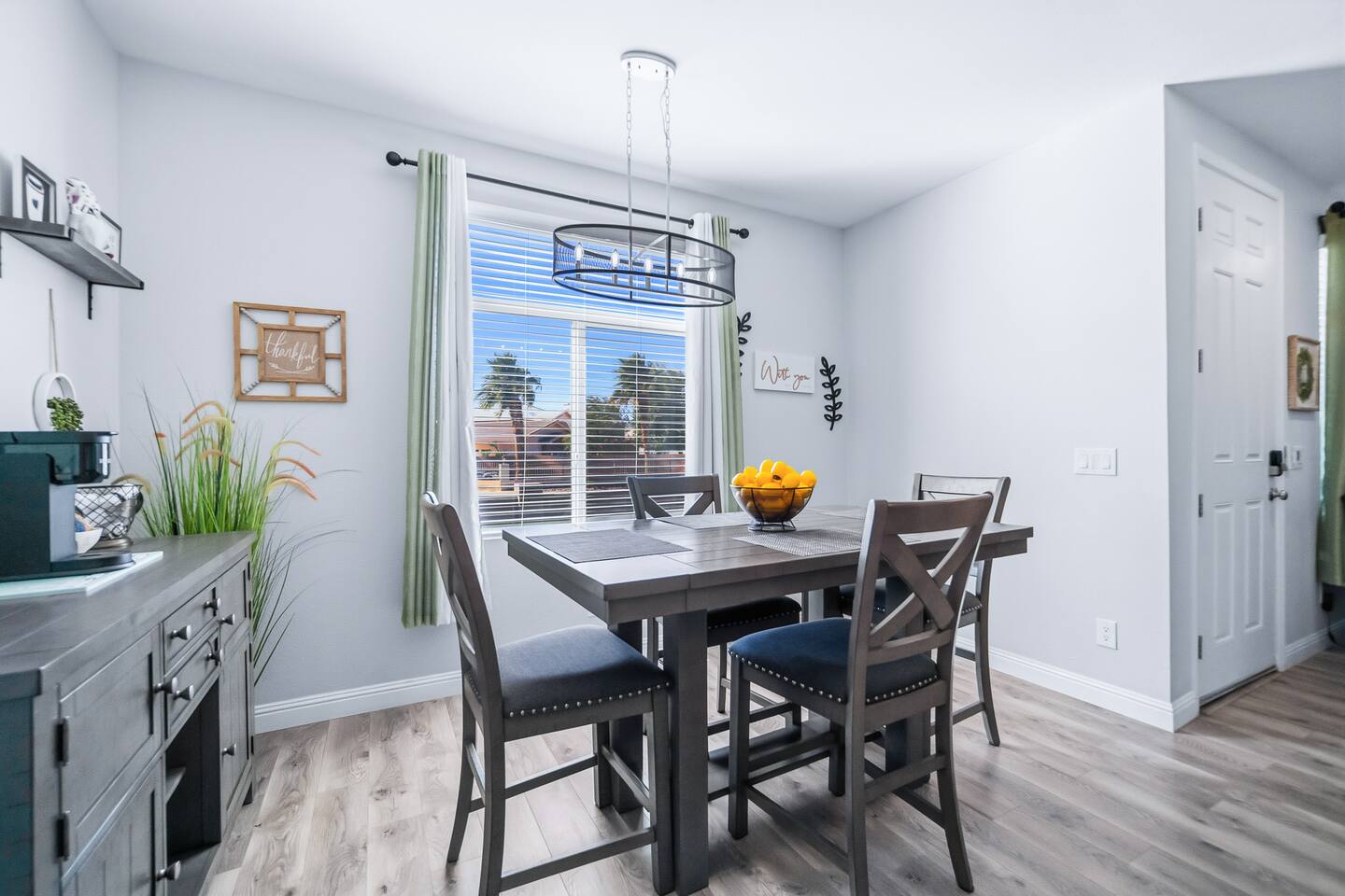 Walk To Rotary Park! 3bd | Sleeps 6