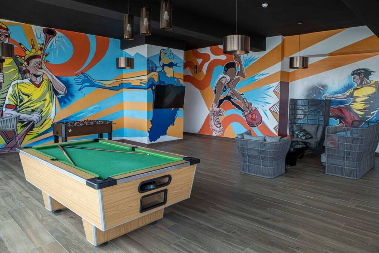 El Mufasa Skynest | 2BR with AC, pool & gym