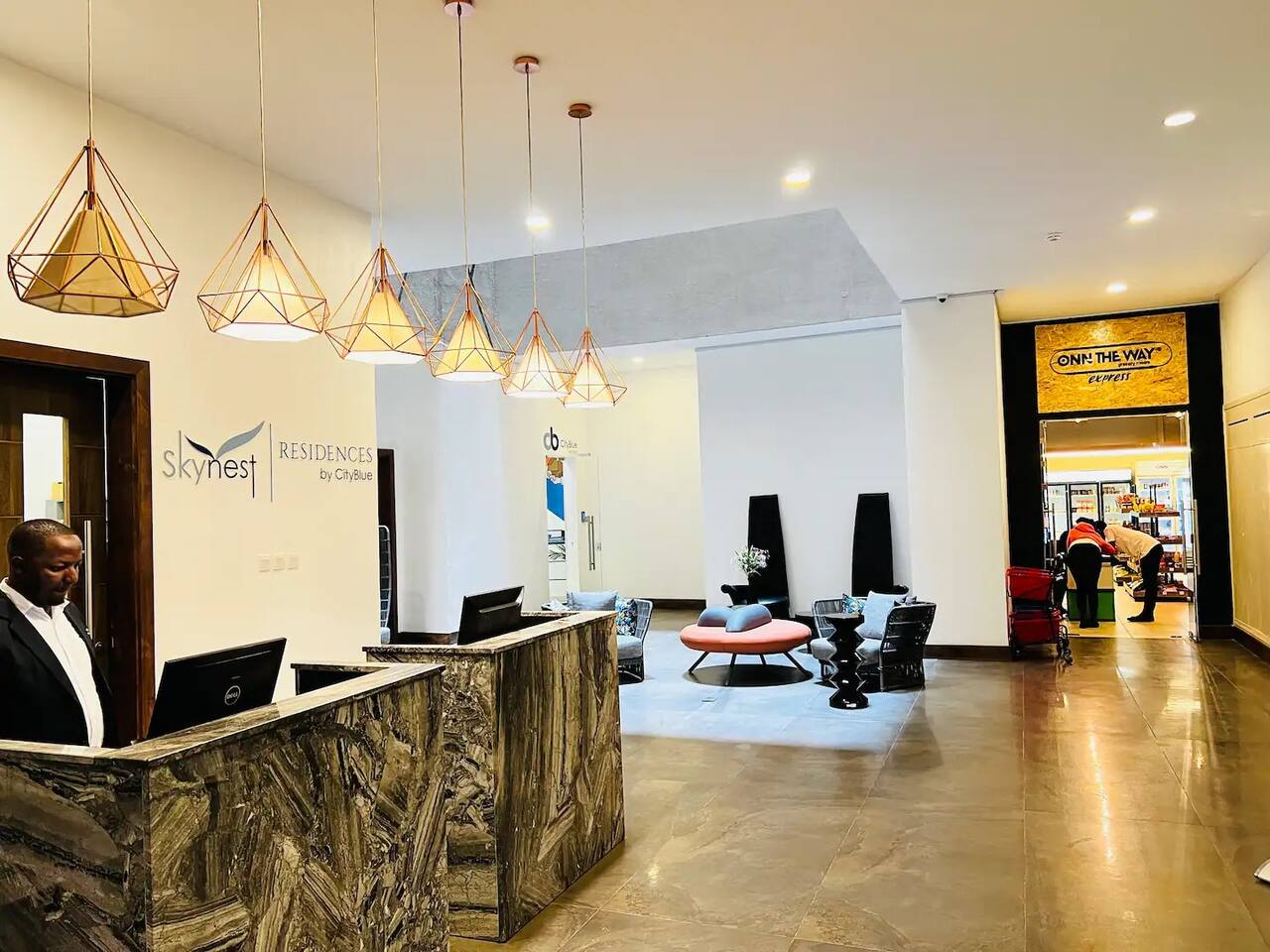 El Mufasa Skynest | 2BR with AC, pool & gym