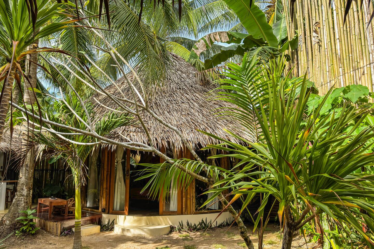 The Bamboo Shell · Cute & Romantic, Near the beach