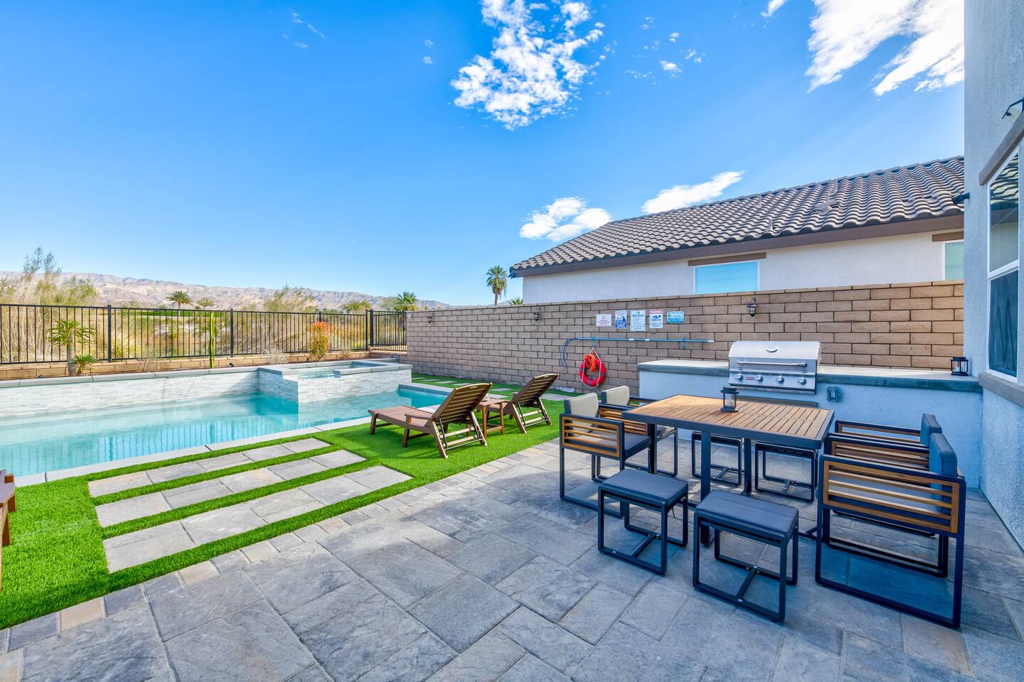 Vista View Villa, Pool/Spa with Mountain View’s